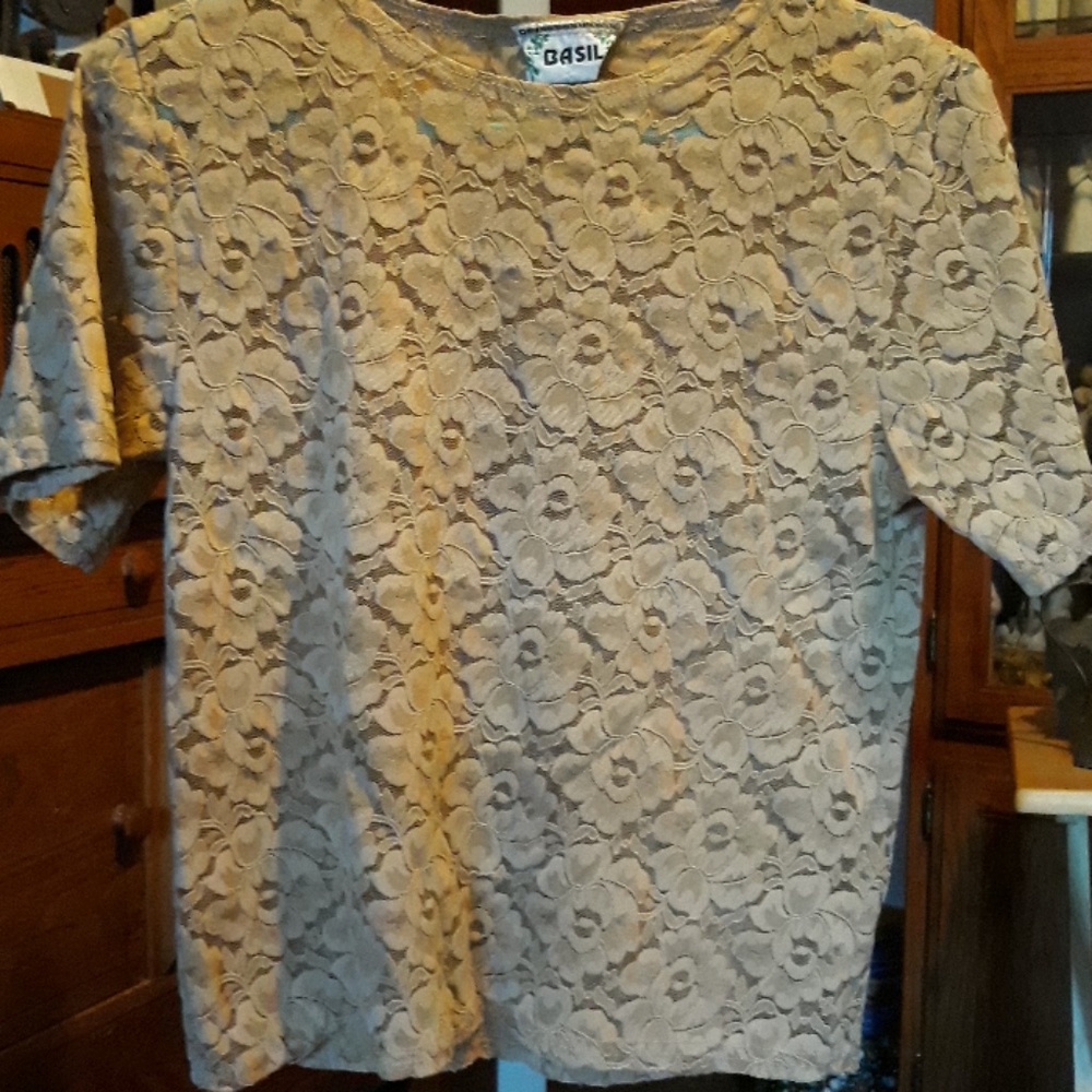 Basil tan Lacey top